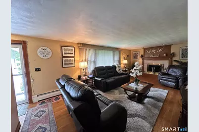 48 Ferguson Road, Manchester, CT 06040 - Photo 3