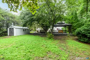271 Jeniford Rd, Fairfield, CT 06824 - Photo 23
