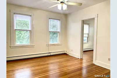33 Smith Street, New Britain, CT 06053 - Photo 3