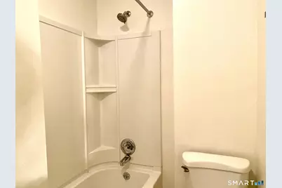 33 Smith Street, New Britain, CT 06053 - Photo 7