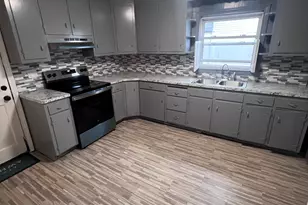 96 Putnam St, Bristol, CT 06010 - Photo 9