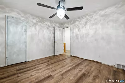 190 McGrath Court, Stratford, CT 06615 - Photo 23