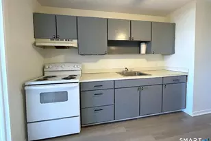 1730 State St, Hamden, CT 06517 - Photo 3