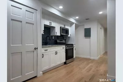 263 Hawley Avenue #3rd Floor, Bridgeport, CT 06606 - Photo 3