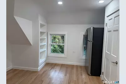 263 Hawley Avenue #3rd Floor, Bridgeport, CT 06606 - Photo 5
