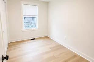 26 Gridley St, Bristol, CT 06010 - Photo 11