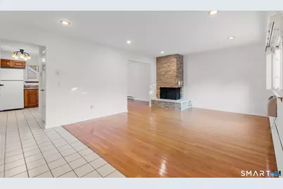38 Maple Tree Avenue #7, Stamford, CT 06906 - Photo 3