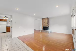 38 Maple Tree Ave, Stamford, CT 06906 - Photo 3