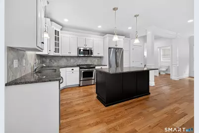 84 Harvest Court #84, Newington, CT 06111 - Photo 5