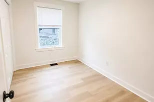 20 Gridley St, Bristol, CT 06010 - Photo 11