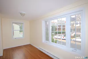 49 Pleasant St, Stamford, CT 06901 - Photo 3