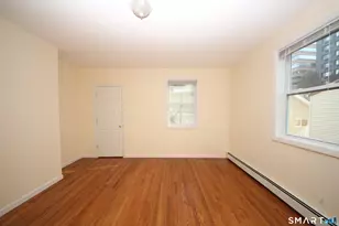 49 Pleasant St, Stamford, CT 06901 - Photo 7