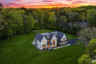 1 Twin Oaks Ln, Westport, CT 06880 - Photo 3