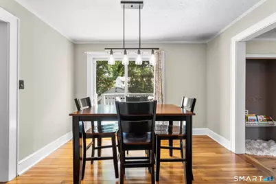 16 Lindsey Avenue, Stamford, CT 06905 - Photo 9