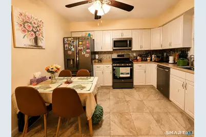 109 Seemans Lane #27, Milford, CT 06460 - Photo 5