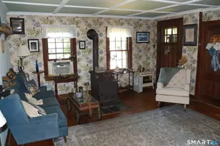 559 N Elm St, Wallingford, CT 06492 - Photo 11