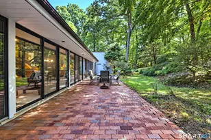 28 Nettleton Dr, Woodbridge, CT 06525 - Photo 5