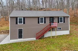 8 Auburn Trl, Coventry, CT 06238 - Photo 37