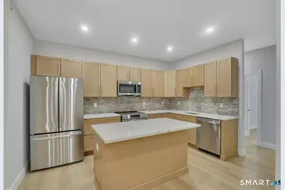 1347 New Haven Road #1, Naugatuck, CT 06770 - Photo 5