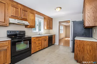 212 Oldefield Farms Road #212, Enfield, CT 06082 - Photo 17