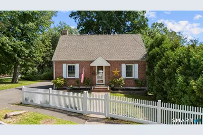 213 Knapps Highway, Fairfield, CT 06825 - Photo 23