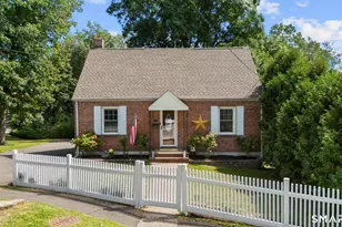 213 Knapps Hwy, Fairfield, CT 06825 - Photo 23