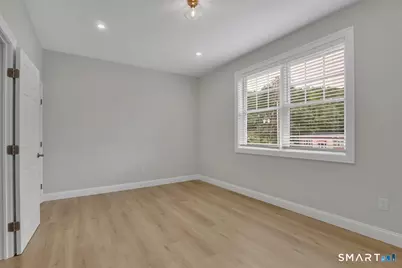 1347 New Haven Road #2, Naugatuck, CT 06770 - Photo 7