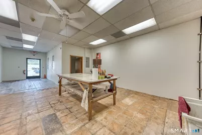 1042B Main Street, Newington, CT 06111 - Photo 5