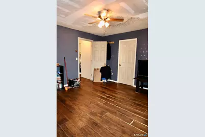 320 Mulberry Street, Naugatuck, CT 06770 - Photo 9