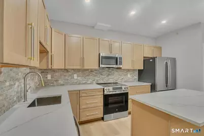 1347 New Haven Road #3, Naugatuck, CT 06770 - Photo 3
