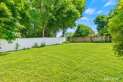 99 Woodbury Avenue, Stamford, CT 06907 - Photo 39