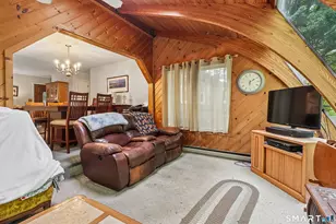 9 Joan Dr, Newtown, CT 06470 - Photo 15