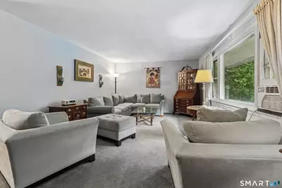 9 Joan Drive, Newtown, CT 06470 - Photo 5