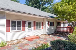 8 Crescent Beach Dr, Enfield, CT 06082 - Photo 33