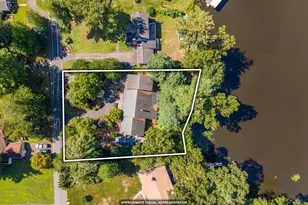 8 Crescent Beach Dr, Enfield, CT 06082 - Photo 3