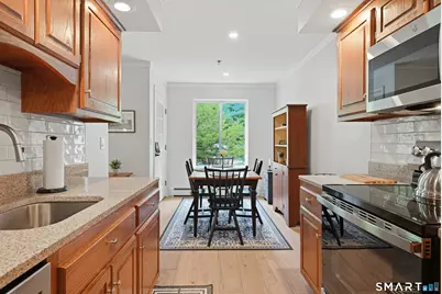 23 Rollingwood Drive #23, Brookfield, CT 06804 - Photo 11