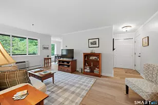 23 Rollingwood Dr, Brookfield, CT 06804 - Photo 5