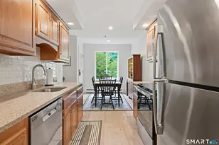 23 Rollingwood Dr, Brookfield, CT 06804 - Photo 9
