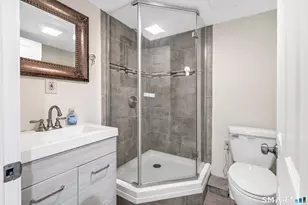 345 Harlem Ave, Bridgeport, CT 06606 - Photo 27