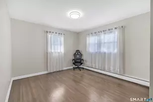 345 Harlem Ave, Bridgeport, CT 06606 - Photo 15