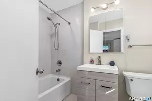345 Harlem Ave, Bridgeport, CT 06606 - Photo 13