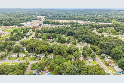 98 Colombus Street, Manchester, CT 06042 - Photo 3