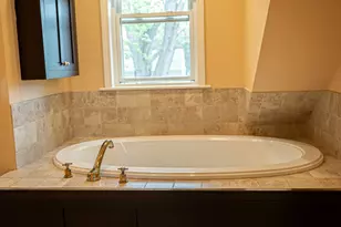 51 Nesbit Ave, West Hartford, CT 06119 - Photo 11