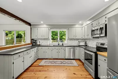 36 Sherry Lane, New Milford, CT 06776 - Photo 7