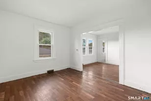 97 Wall St, Waterbury, CT 06705 - Photo 5