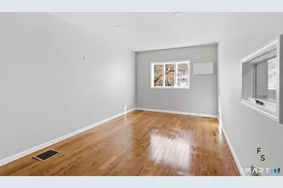 34 Pleasant Street, New Britain, CT 06051 - Photo 3
