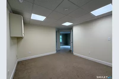 412 W Avon Road, Avon, CT 06001 - Photo 7