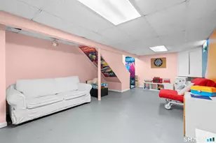 17 Alton Rd, Stamford, CT 06906 - Photo 25