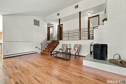 71 Hilldale Road, West Hartford, CT 06117 - Photo 3