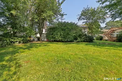 71 Hilldale Road, West Hartford, CT 06117 - Photo 37